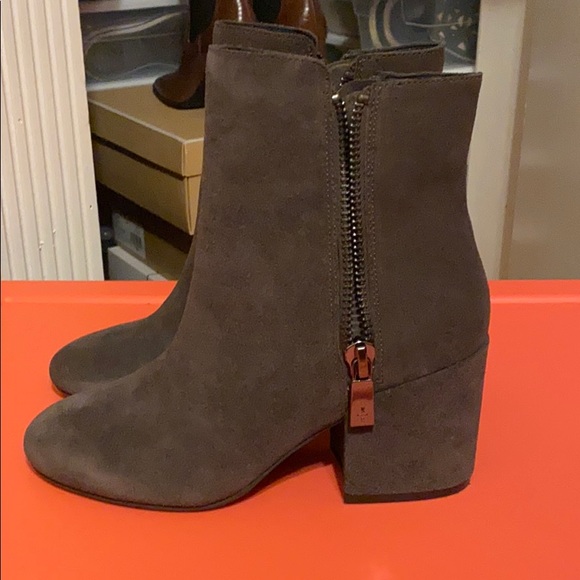 Kenneth Cole booties - Picture 3 of 4